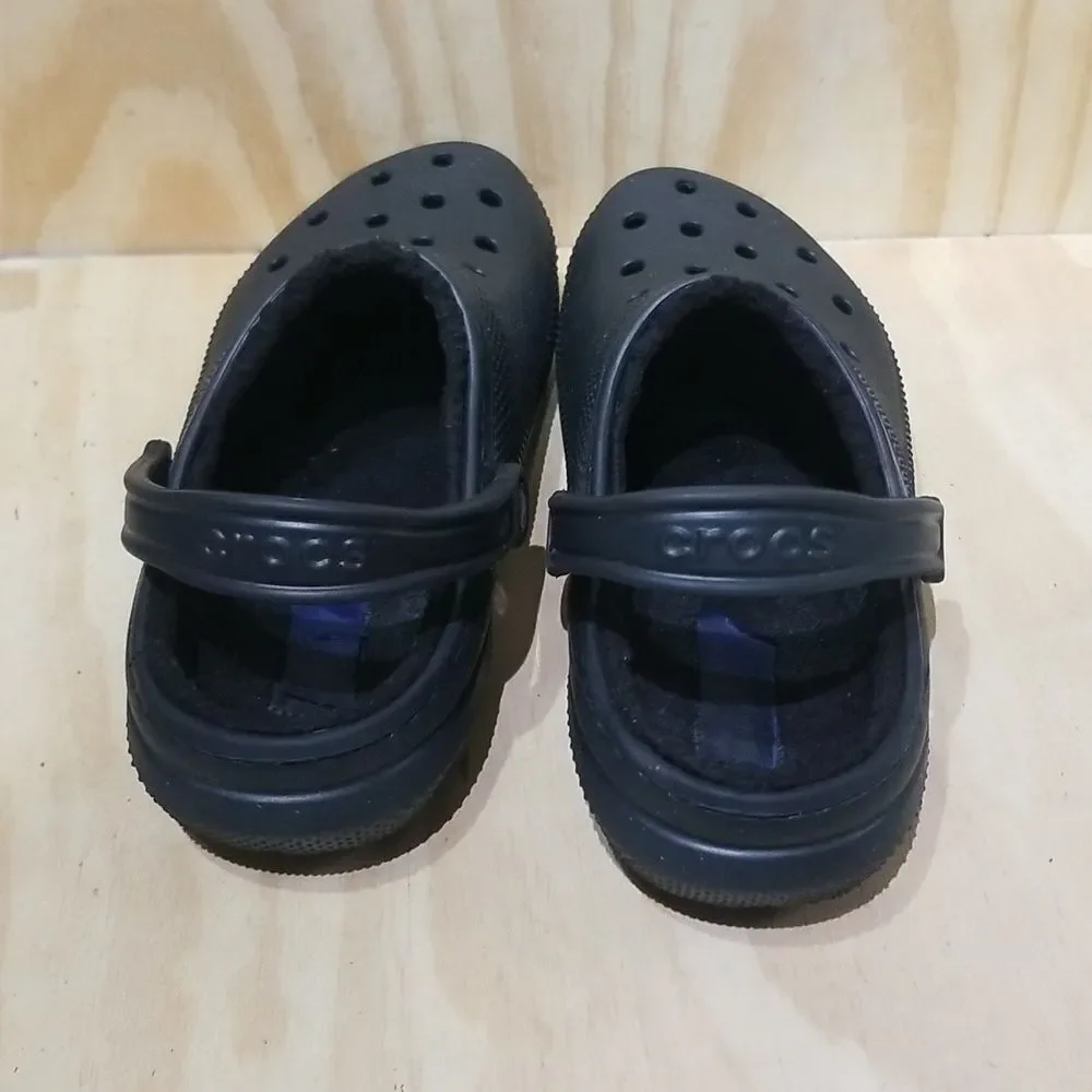 Crocs Men's Black Clogs Size Men's size 10,Wmn's Size 12